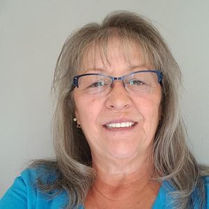 Meet your Posher, Lori